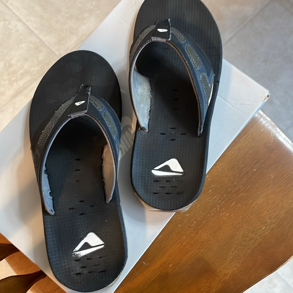 Reef Stealth Black mens size 10 flip flop - Picture 5 of 12